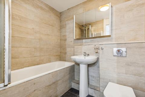 2 bedroom flat to rent, Weatherbury, 90 Talbot Road, London