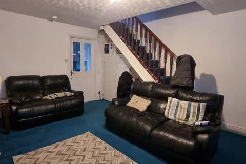 4 bedroom semi-detached house for sale, Titchfield Road, Oldham