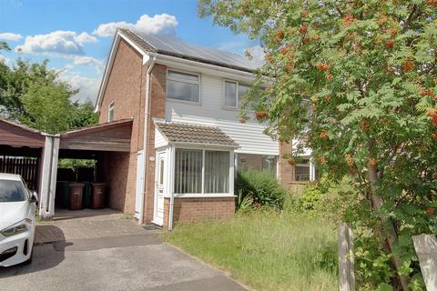 3 bedroom semi-detached house for sale, Ballerat Crescent, Heron Ridge, Nottingham