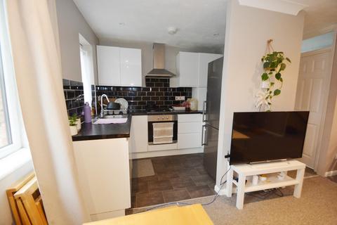 1 bedroom maisonette for sale, Barnaby Close, Harrow, HA2 8DN