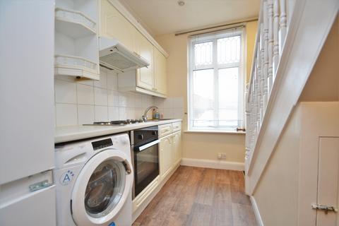 Studio to rent, Crantock Road Catford SE6