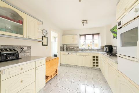 4 bedroom detached house for sale, Sandbrier Close, Walnut Tree, Milton Keynes, Buckinghamshire, MK7