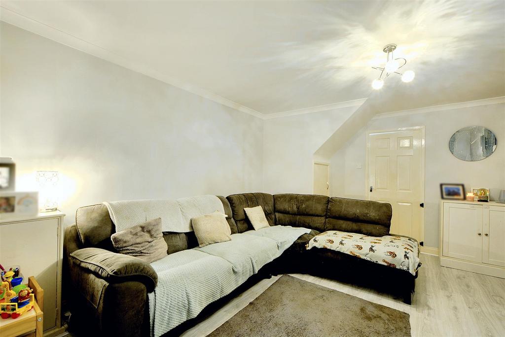 Lounge 2