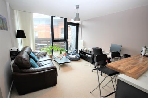 2 bedroom apartment to rent, Saville, Potato Wharf, Manchester M3