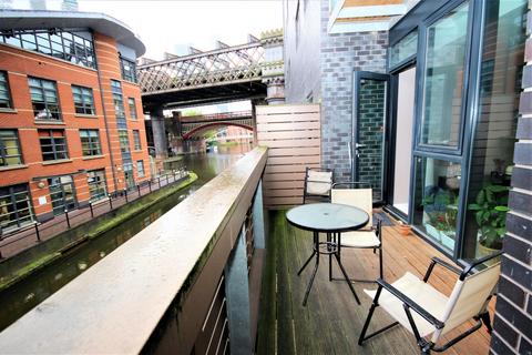 2 bedroom apartment to rent, Saville, Potato Wharf, Manchester M3