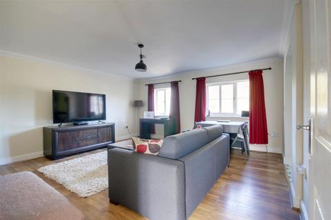 1 bedroom apartment for sale, Station Approach, Somersham