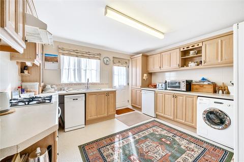 23 Barrington Way, Reading, RG1 6EG
