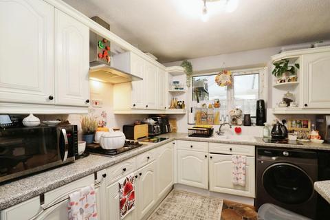 3 bedroom detached house for sale, Ilton Garth, York