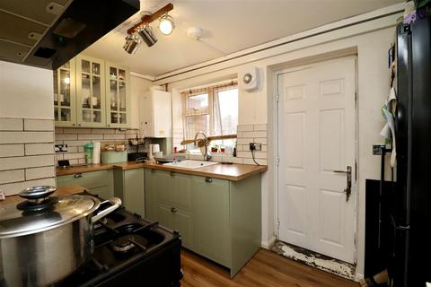 2 bedroom flat for sale, Southgate, Market Weighton, York