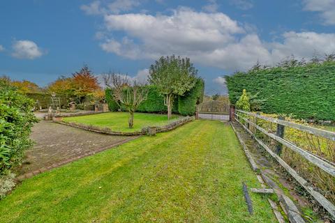 4 bedroom detached bungalow for sale, Warstone Road, Wolverhampton WV11