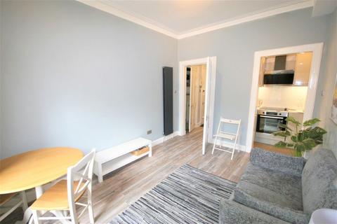 1 bedroom flat to rent, West Norton Place, Edinburgh