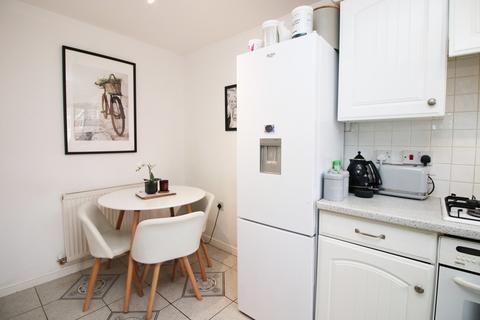 2 Chive Close, Blackpool, FY2 0WF