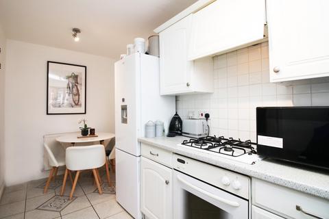 2 Chive Close, Blackpool, FY2 0WF