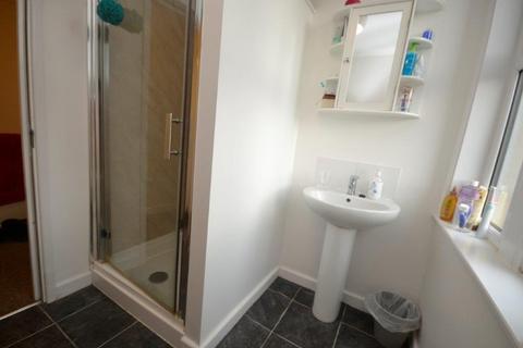 5 bedroom ground floor flat to rent, Bristol BS6