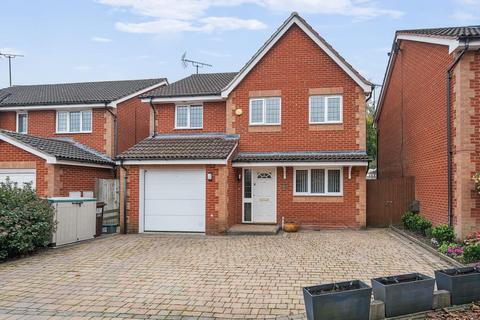 4 bedroom detached house for sale, The Smithy,  Tadley,  RG26