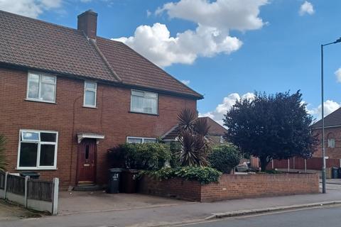 3 bedroom terraced house to rent, Dagenham, RM10