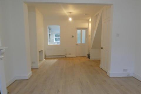 2 bedroom terraced house to rent, Gwydir Street, Cambridge CB1