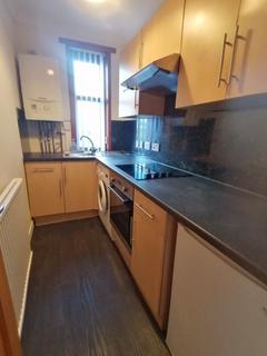 2 bedroom flat to rent, Moncur Crescent, Coldside, Dundee, DD3