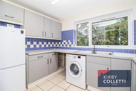 undefined, Lampits, Hoddesdon
