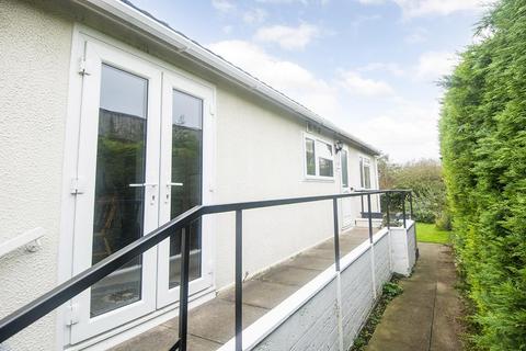 3 bedroom mobile home for sale, Farndon Road, Market Harborough