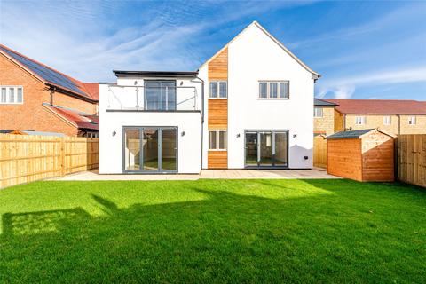 5 bedroom detached house to rent, Castlethorpe Road, Hanslope, Milton Keynes, Buckinghamshire, MK19