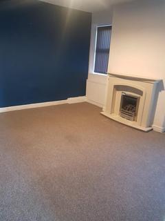 2 bedroom end of terrace house to rent, Todmorden Road, OL13 9UQ