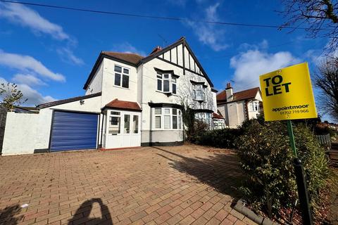 4 bedroom semi-detached house to rent, Kenilworth Gardens, Westcliff-On-Sea