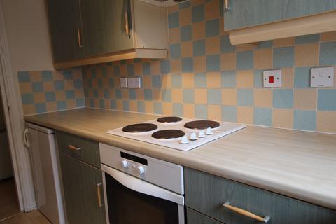 2 bedroom flat to rent, Ironstone Crescent, Chapeltown, Sheffield