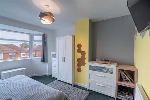 19 Baronsway, Leeds, LS15 7AW