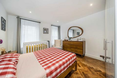 3 bedroom flat for sale, Wapping Lane, London E1W