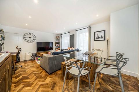 3 bedroom flat for sale, Wapping Lane, London E1W