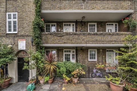 3 bedroom flat for sale, Wapping Lane, London E1W