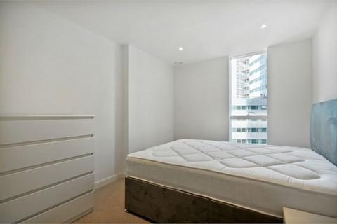 1 bedroom apartment to rent, Pinnacle Apartments, Saffron Central Square, Croydon, CR0