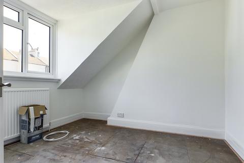 4 bedroom apartment to rent, Warleigh Road, Brighton, East Sussex, BN1