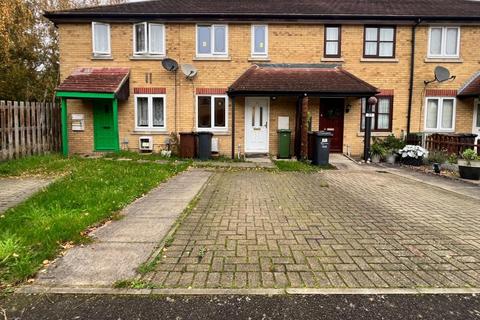 2 bedroom house to rent, Estuary Close, Barking