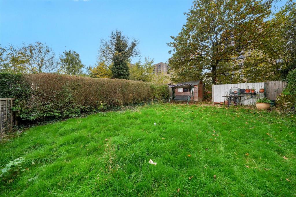 73 B Oakington Manor Drive - W1zkad P2 Nd7a42 ACim3n.j