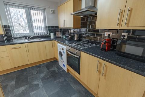 5 bedroom flat to rent, Parliament Street, L8 5RW,