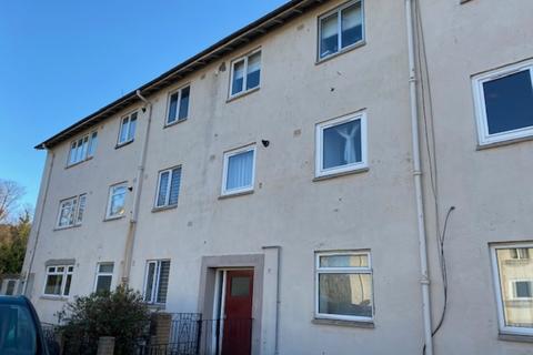 3 bedroom flat to rent, Hazelwood Grove, Edinburgh EH16