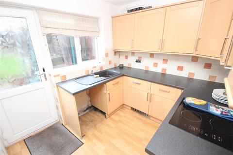 3 bedroom terraced house for sale, Corngreaves Road, West Midlands B64