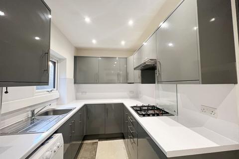 2 bedroom flat to rent, Francis Road, London, E10