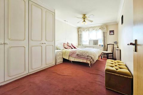 1 bedroom retirement property for sale, Beehive Lane, REDBRIDGE, IG4