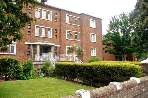 undefined, CLOSE TO TRAIN STATION, SO15