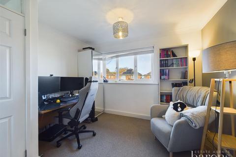 24 Handel Close, Basingstoke, RG22 4DJ