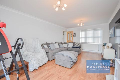 4 bedroom detached house for sale, Jasmine Crescent, Newchapel