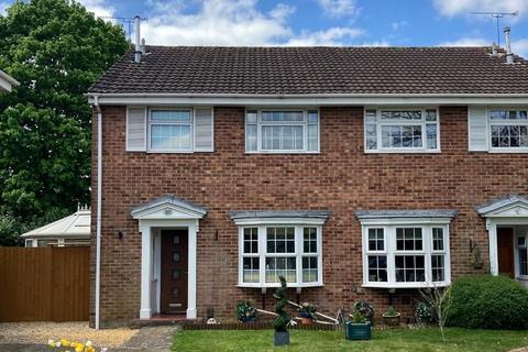 3 bedroom semi-detached house for sale, Southern Gardens, Southampton SO40