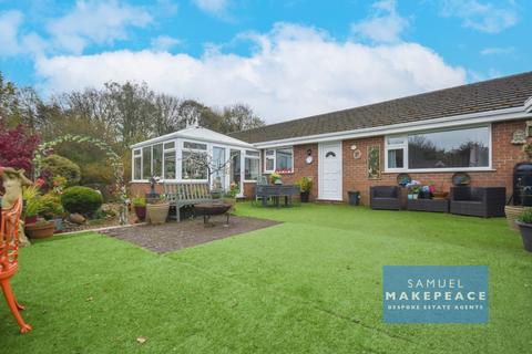 4 bedroom bungalow for sale, Dee Close, Talke, Stoke-on-Trent