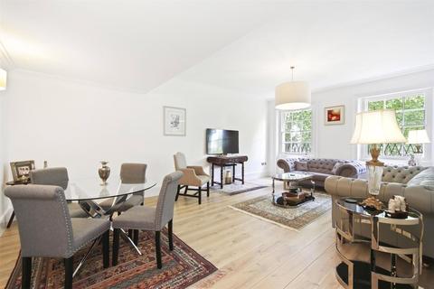 3 bedroom apartment to rent, Gloucester Square, London, W2