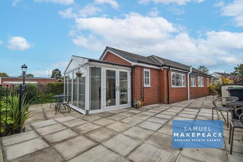 3 bedroom bungalow for sale, Greysan Avenue, Packmoor, Stoke-on-Trent