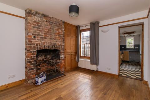 2 bedroom terraced house to rent, Woodlawn Street, Whitstable, CT5