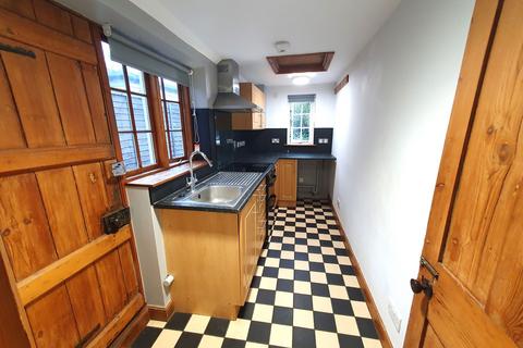 2 bedroom terraced house to rent, Woodlawn Street, Whitstable, CT5